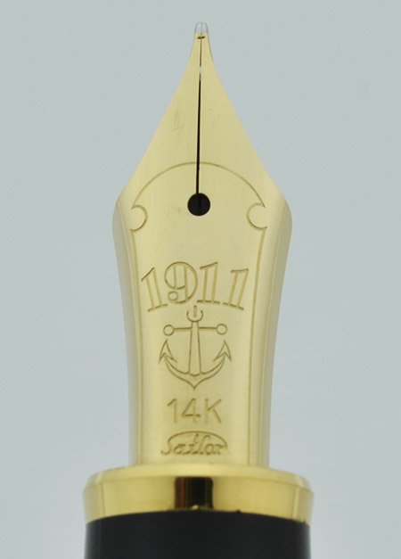 Sailor 1911 Fountain Pen - Large Size, Black w Gold Trim, Fine 14k